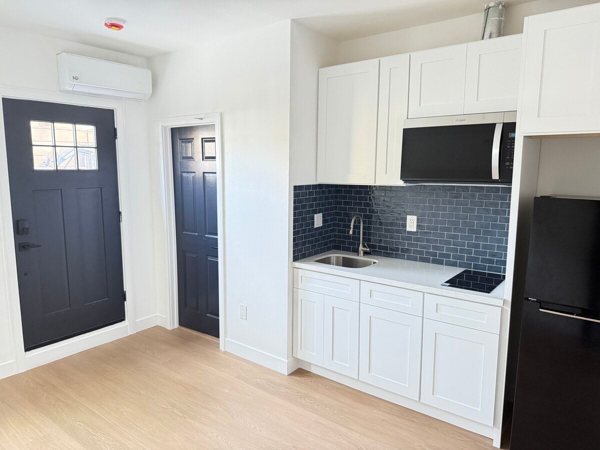 Photo - 1248 1/2 W 24th St