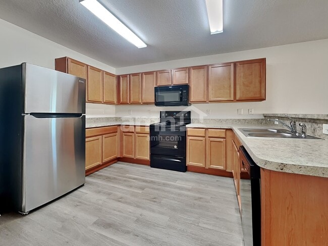 Photo - 631 Chatham Walk Dr