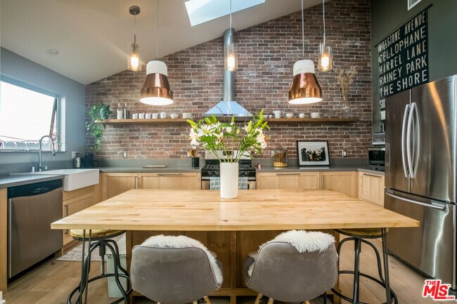 Photo - 4088 Redwood Ave Condo