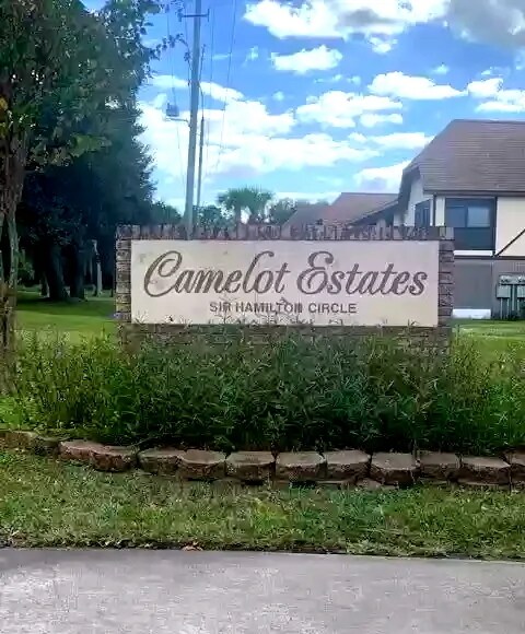 CAMELOT ESTATES - 3122 Sir Hamilton Cir Unit 1