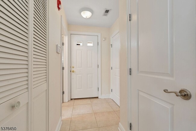 Photo - 453 Springfield Ave