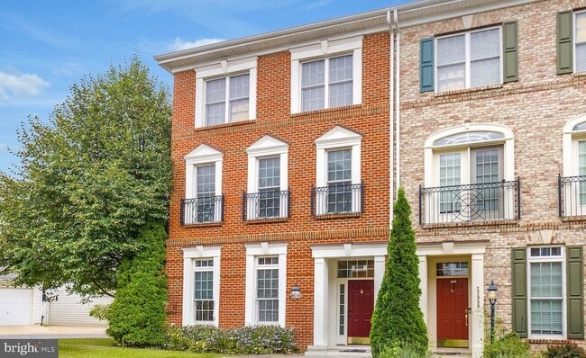 Photo - 22948 Fanshaw Square Townhome