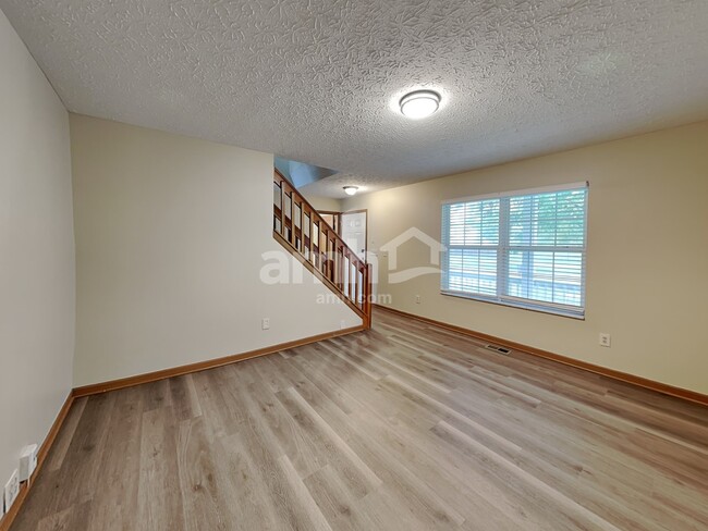 Photo - 3725 Lake Mead Dr