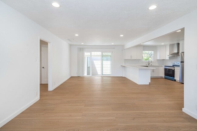 Photo - 19139 Vaughn Ave