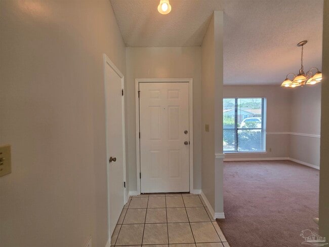 Photo - 824 Lavon Dr