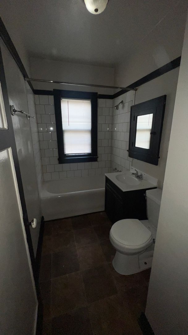 Photo - 3328 N 38th St Unidad upper