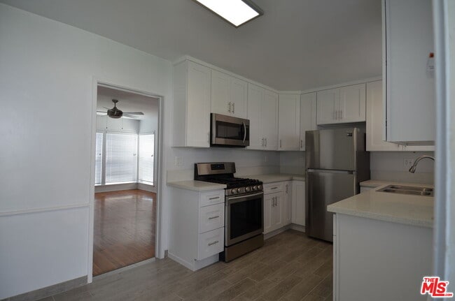 Photo - 6116 Overhill Dr Unit 6116