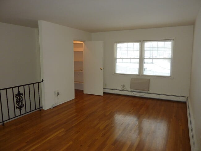 Photo - Walden Apartments