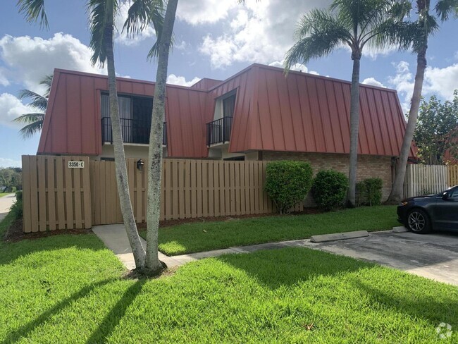 Building Photo - 3350 Meridian Way S Rental