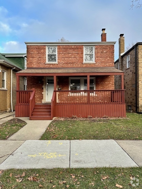 Building Photo - 2207 N Mulligan Ave Rental