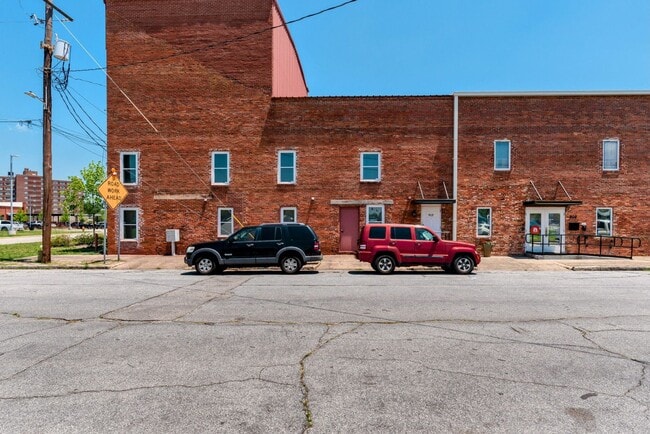 Photo - 2 bed/2 bath unit in Downtown Augusta, with washer & dryer!