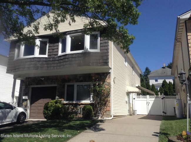 Photo - 387 Woolley Ave Condo