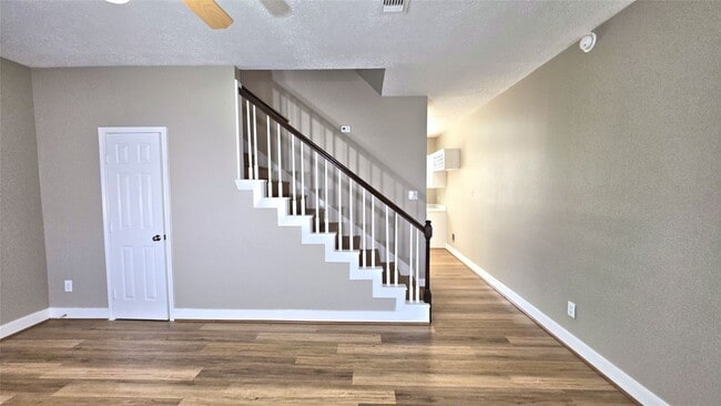 Photo - 5803 Cinnamon Creek Cir