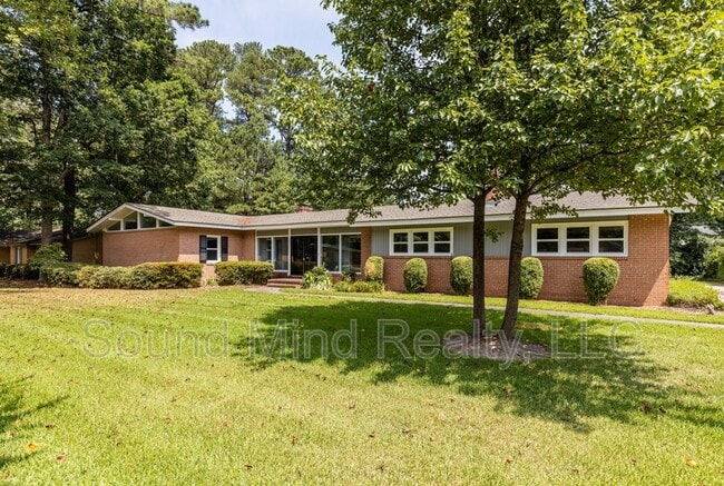 Photo - 3504 Hawthorne Rd