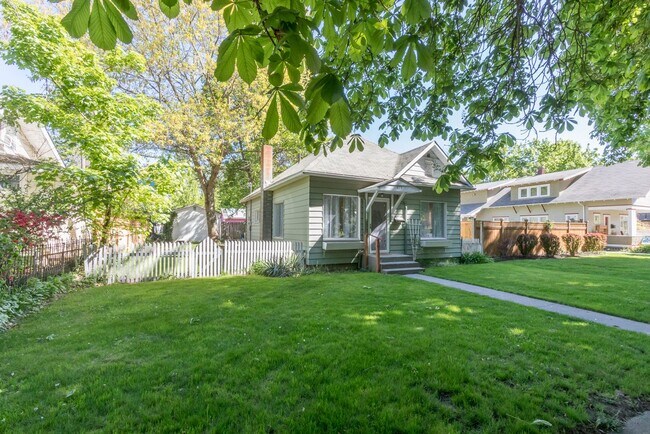 Photo - First Month FREE !!!