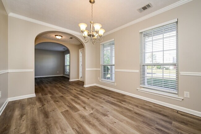 Photo - 413 Grove Park Dr