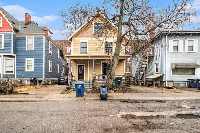 Photo - 407 Hamilton Pl