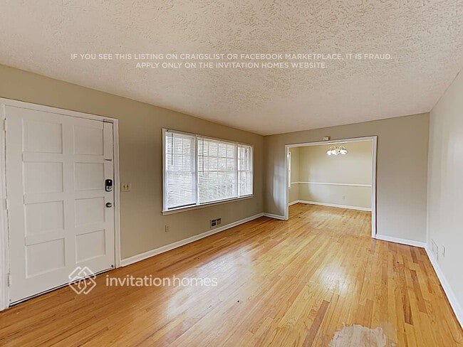 Photo - 5676 Crestwood Dr SW