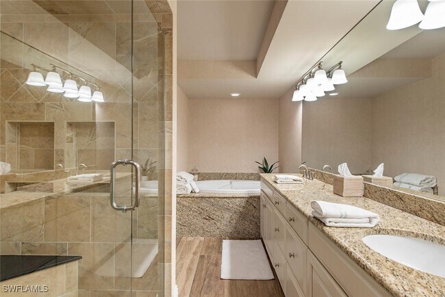 Building Photo - 4051 Gulf Shore Blvd N Unit 1003