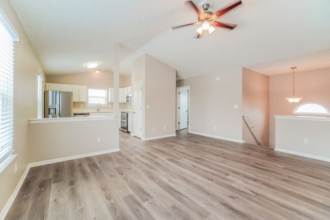 Photo - 4196 Salem Dr