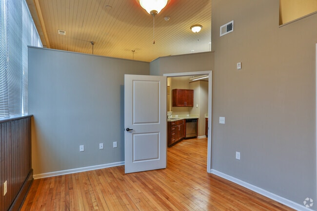 1BR, 1BA - Waynesborough Academy Senior Residences