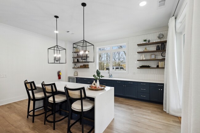 Building Photo - Covey Homes Newnan Village