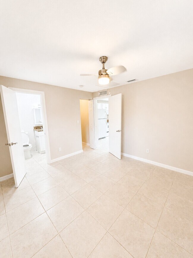 Photo - 700 SW 15th Ave Unidad 6