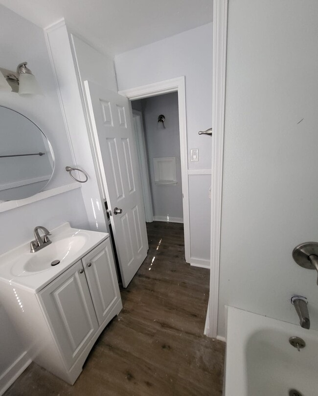 Photo - 2123 Belvedere Dr