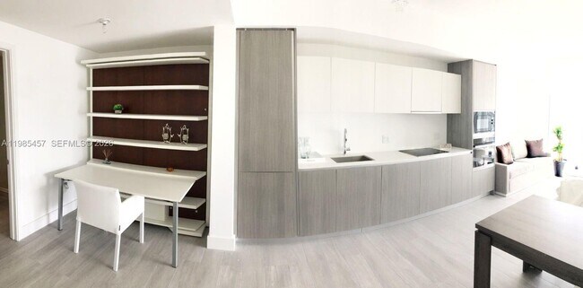 Photo - 2900 NE 7th Ave Unidad 1008