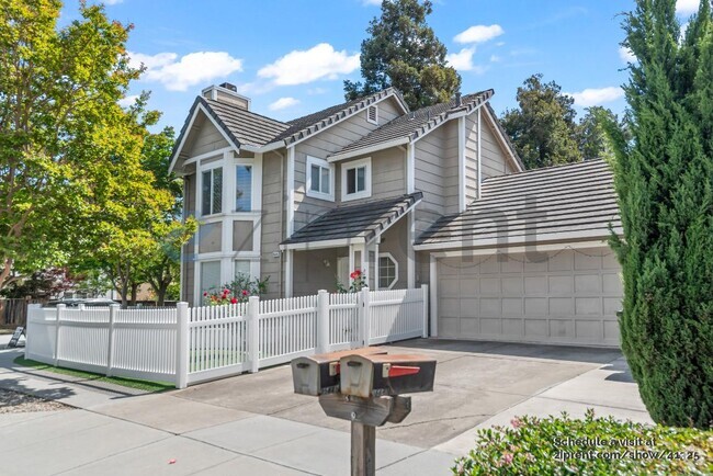 Building Photo - 35685 Terrace Dr Rental