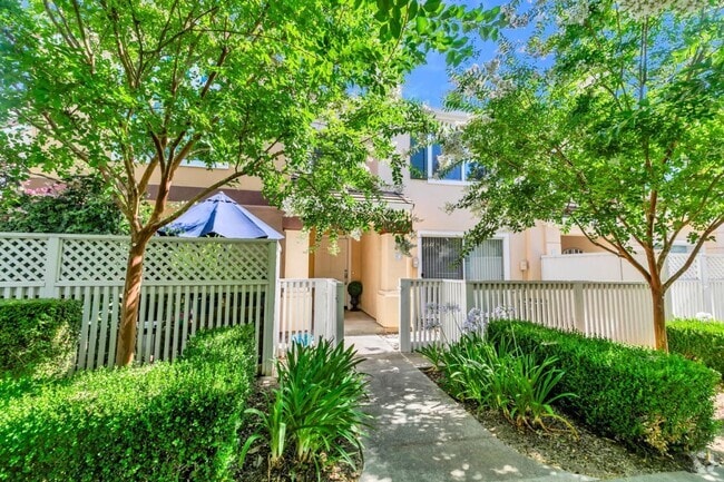 Building Photo - 6962 Gregorich Dr Rental