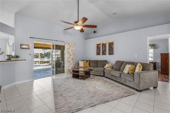 Photo - 508 SE 9th Pl