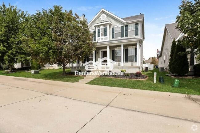Building Photo - Amazing 4 Bed, 2.5 Bath Home in Lee's Summ...