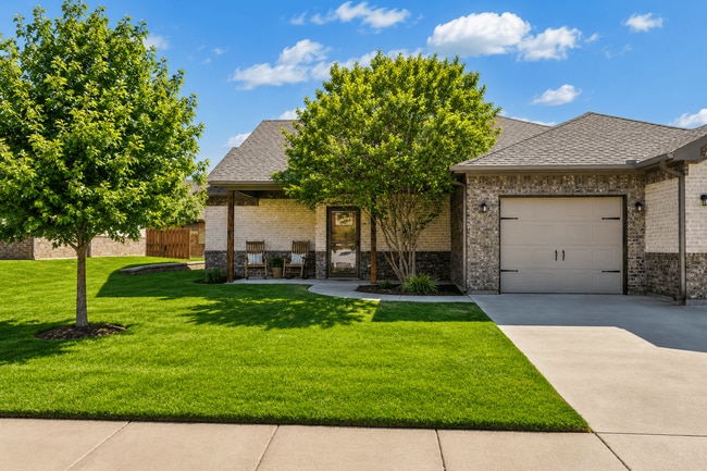 Residence at Legacy Park
