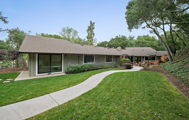 Photo - 29 Eugenia Ln