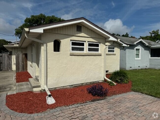 Building Photo - 3 Bedroom, 3 bathroom In Winter Park ... b... Rental