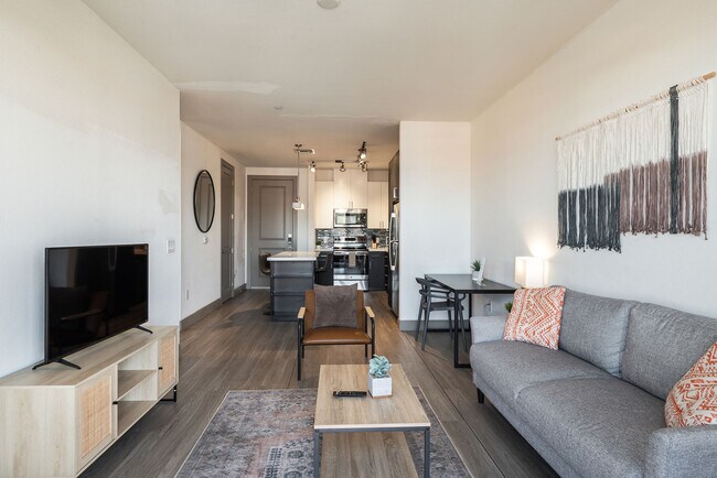 Photo - 555 N College Ave Unit ID1014605P