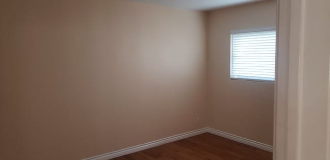 Photo - 13833 Oxnard St Apartments Unit 8