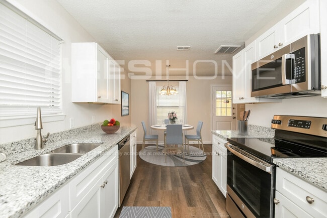 Photo - 623 Allencrest Dr