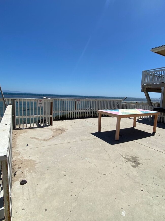 Building Photo - 6671 Del Playa Dr Unit 1 Rental