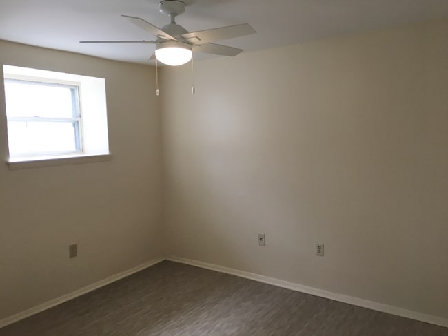 Photo - 810 St Paul St Unit T2