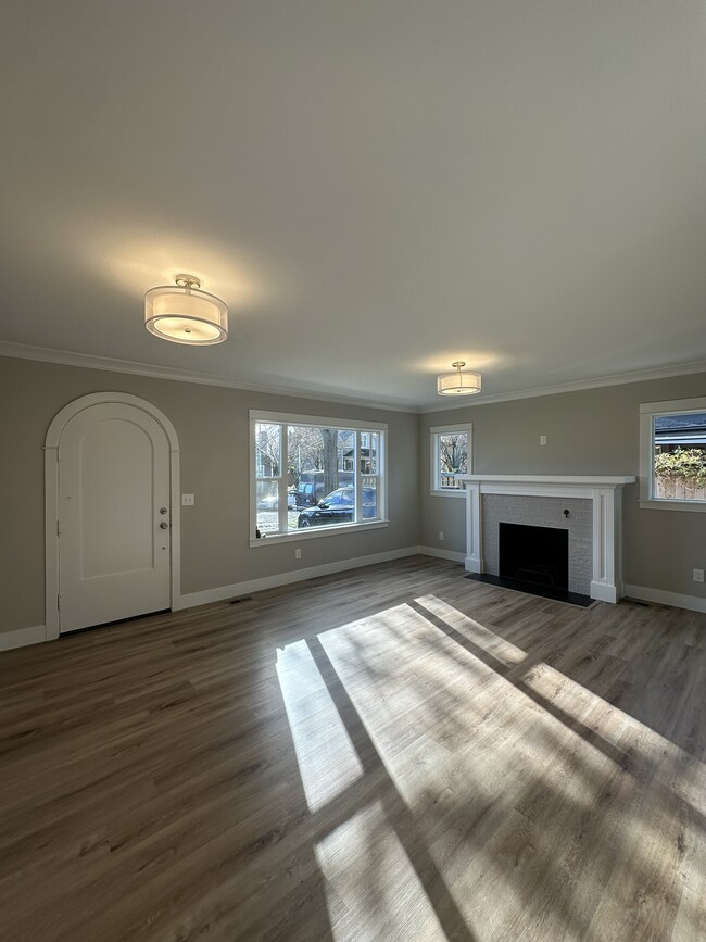 Photo - 5325 NE Flanders St