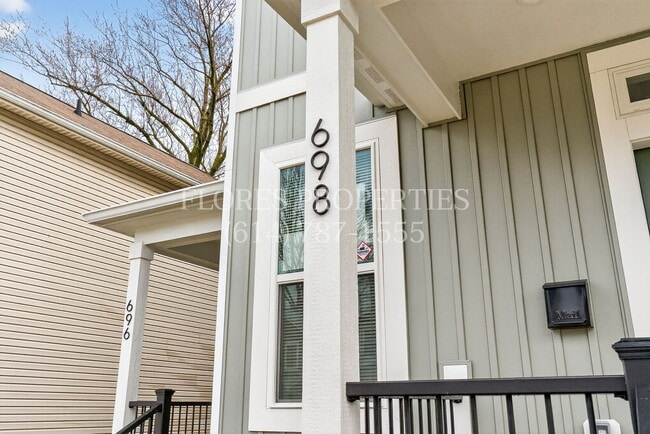 Photo - 698 S 22nd St