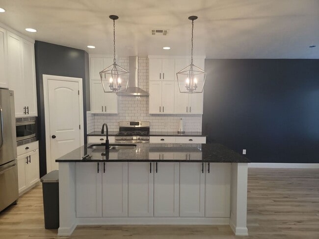 Photo - 4 Bedroom St. George Home with Bonus Room....