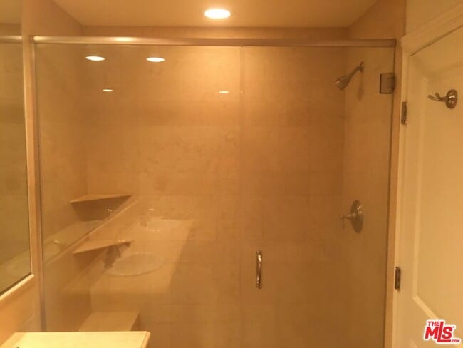 Building Photo - 1050 S Holt Ave