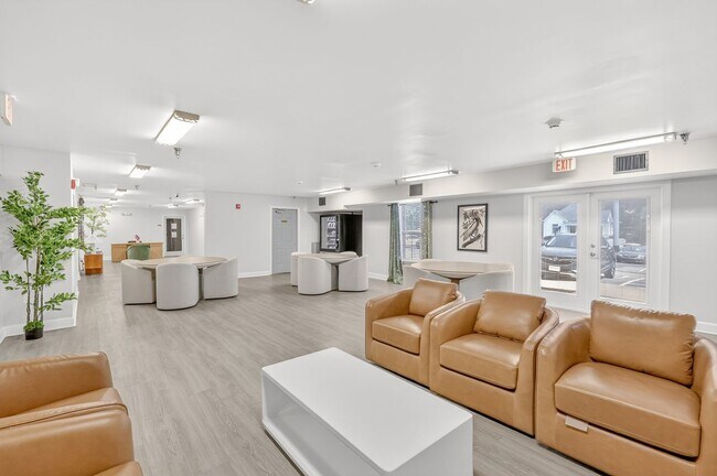 Argyle Avenue Apartments