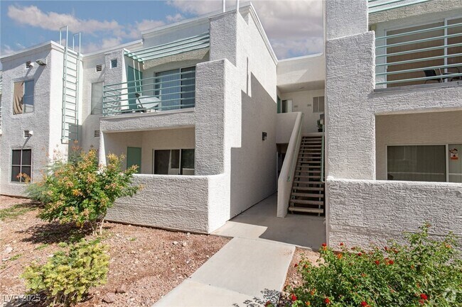 Building Photo - 7100 W Pirates Cove Rd Unit 2042 Rental