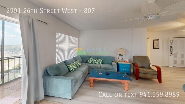 Photo - 2901 26th St W