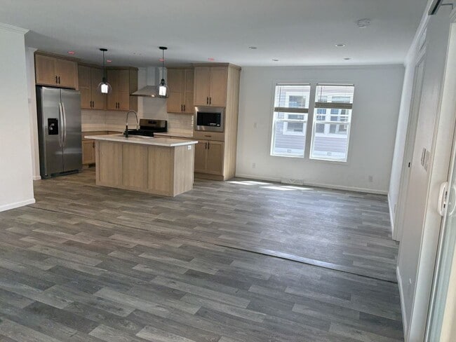 Photo - 13945 Bunratty Ave