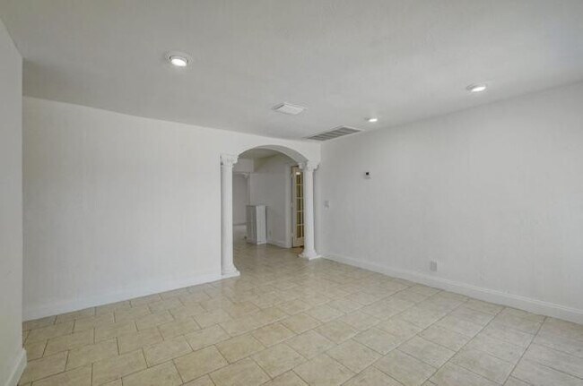 Photo - 4186 SW 48th Ct